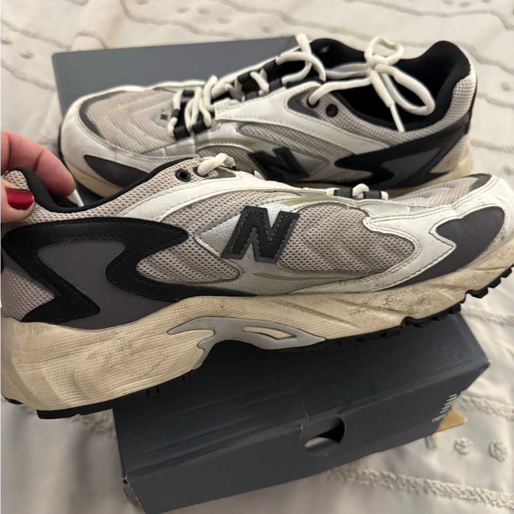New Balance Grey and Black Athletic Shoes
